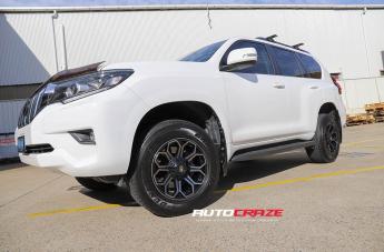 TOYOTA LANDCRUSIER REPLAY GLOSS BLACK MACHINED DARK TINT